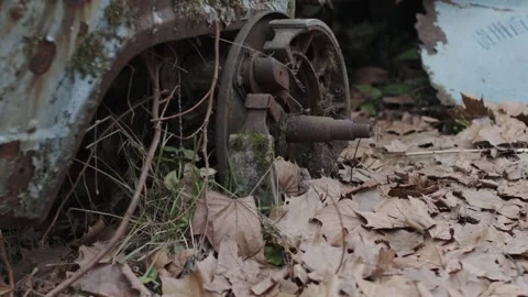 2022 Dec 28, Danzhai. Close-up of rusty wheel Vídeo Stock 335462155