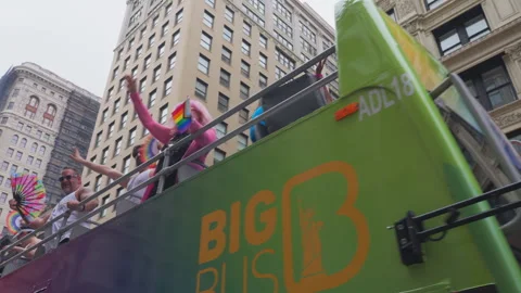 2024 NYC Pride March is opened on Fifth Avenue in New York City. Vídeos de archivo 278560203