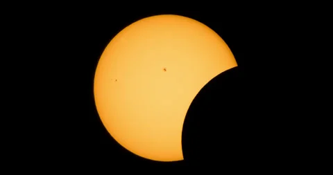 2024 Total Solar Eclipse with Zoom in For Totality Stock Footage 272809120