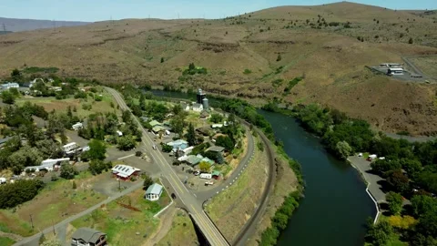2025-05-08 US OR Maupin - City 2 Stock Footage 309849985