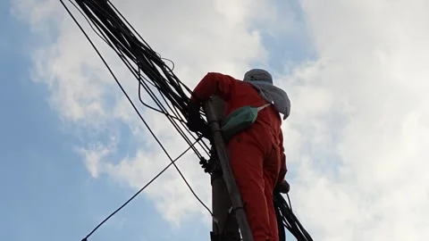 2026 Jul 25, Shanghai. Back view utility worker Stock Footage 344740949