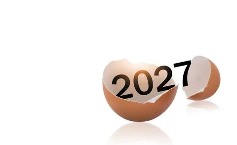 2027 New Year Concept with Eggshell on White Background Stockfoto's