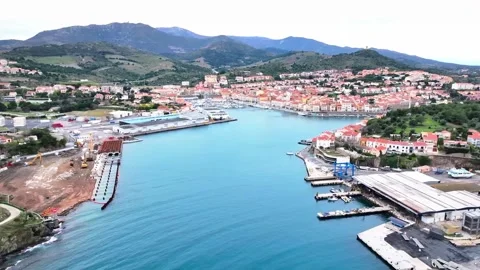 23022025 cap bear port vendre 18 Stock Footage 303699499