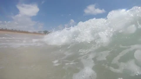 240 Fps Wave Crashing Into Us Northbound Fort Lauderdale Beach Video stock 200797640