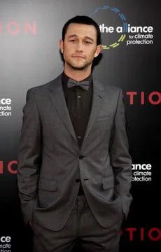 actor Joseph Gordon-Levitt at the Los Angeles premiere of 'Inception' held at the Grauman's Chinese Theatre in Hollywood on July 13, 2010. xkwx actor actress celebrity talent actors actresses entertainment cinema red carpet premiere movie star celebrities fashion hollywood famous fame popular movies film success dress artist california event attractive