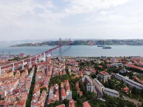 25 April bridge in Lisbon 스톡 동영상 74837826