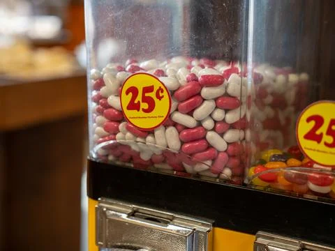 25 cent candy dispenser Stock Photos