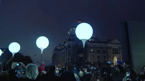 25 Years Fall of the Wall  - Balloons Vídeo Stock 77752160