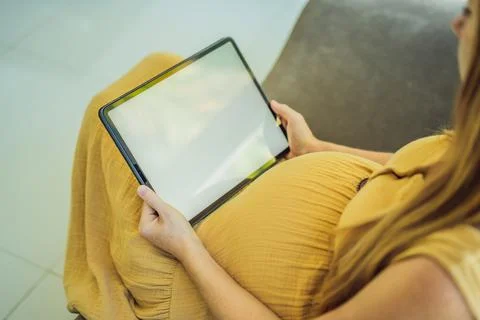 Mobile pregnancy online maternity application. Pregnant mother using phone. Pregnancy, medicine, pharmaceutics, health care and people concept. xkwx pregnant online pregnancy mother application woman app young technology maternity mobile cellphone phone internet beautiful belly expecting expectant home smartphone person abdomen connection motherhood communication anticipation sitting computer mobile app cheerful family programm bedroom bed website preparation reading tablet african indoors care screen millennial empty space parent tummy morning