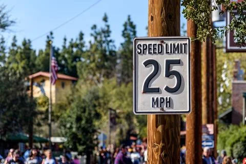 25mph sign Stock Photos