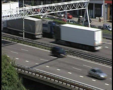 28 traffic Stock Footage 371291