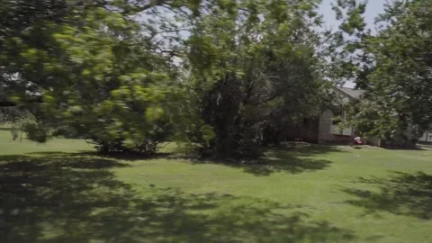 29-7-2026 Georgetown, Tx Side View POV Drive Past Homes With Mature Trees Видео 340846513