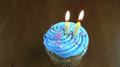 2nd birthday cupcake Stock-Footage 11180856