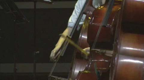 3 Cellist Bow on Cello with Slow Movements  库存影片 80774