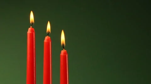 3 red candles Видео 885088