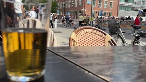 30 may 2026 Stockholm Marathon - from bar with beer in foreground Stock Footage 336724924