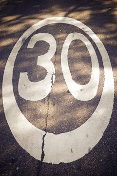 30 speed limit Stock Photos