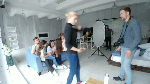 30.03.2018 Ukraine, Kiev, shooting process with a family. time lapse Video stock 90960346