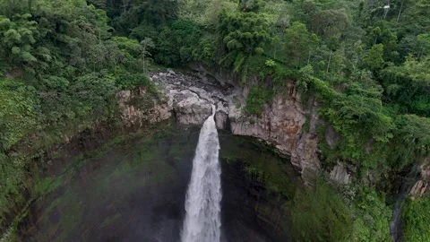 32 Coban Sriti Stock Footage 273557404