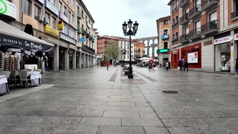 Walking on Avenue Acueducto in Rain Towards Aqueduct (Early Morning)