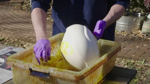 34 Ceramic Firing - Coating Pot with Iron Chloride Vidéo 79575826