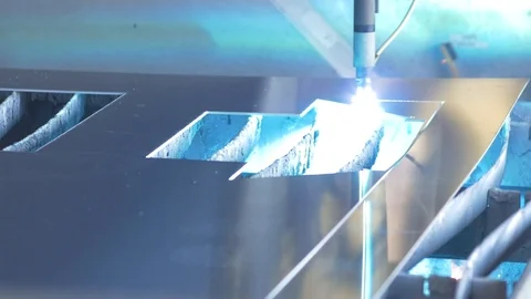 359 Laser machine cutting through metal Video stock 123916153