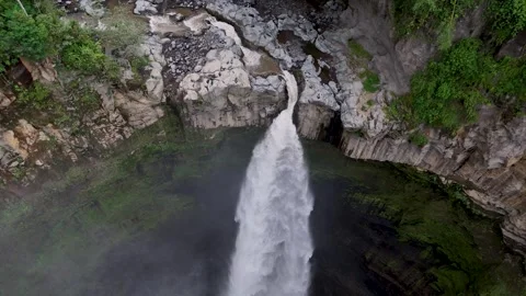 36 Coban Sriti Stock Footage 273557471