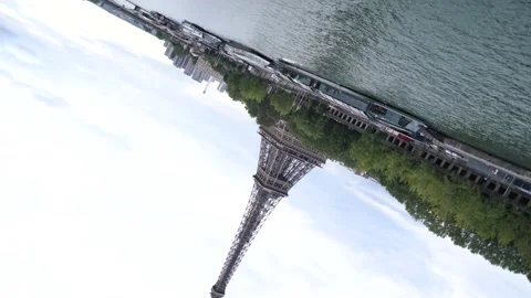 360 Degree Rotation Shot Of Eiffel Tower Along Seine River In Paris, Video stock 161413579