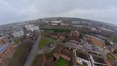 360 Panoramic View of Luton City During Mostly Cloudy Day 스톡 동영상 327796044