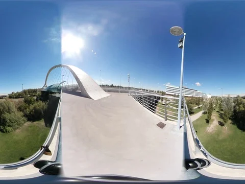 360 Spherical VR Video of top view on Zaragoza from Basilica del Pilar, Spain Vidéo 70658485