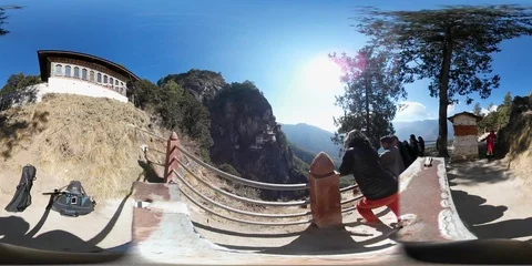 360° VR 4K looking at the famous Tiger's Nest Monastery in Paro, Bhutan Stock Footage 125491029