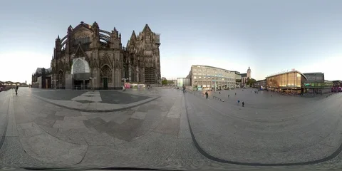 360 VR Cologne cathedral next to main station 動画素材 95655111