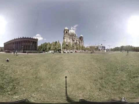 360 VR frisbee player in front of the Berlin Museum Stock Footage 80680269