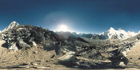 360 vr panoramic view of sunset over Kala Patthar. Mount Everest and Khumbu Stock Footage 129273186