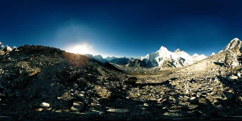 360 vr panoramic view of sunset over Kala Patthar. Mount Everest and Khumbu Stock Footage 129274566