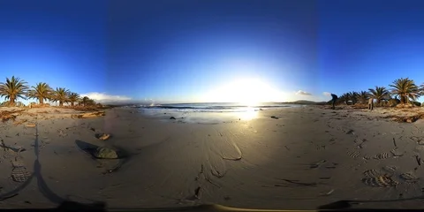 360 vr video of Alghero sandy shore at sunset. Sardinia, Italy Vídeos de archivo 116781178