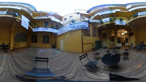 360 VR View at a Calm Yard in the Historical Centre of Prague 動画素材 120542276