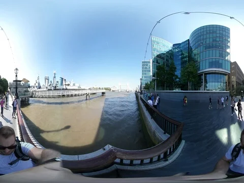 360 VR - View of Tower Bridge in London Stock Footage 76075670