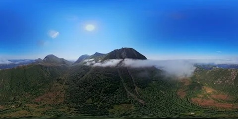 360VR Flight Along Storøra Mountain 스톡 동영상 340237643