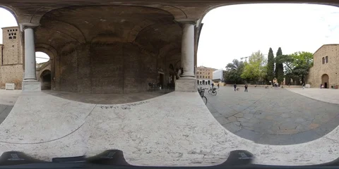 360VR Time Lapse of San Francesco Church in Ravenna, Italy 스톡 동영상 106512385