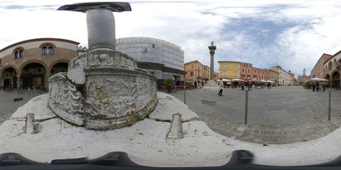 360VR Video of Piazza del Popolo in Ravenna, Italy 스톡 동영상 106565166