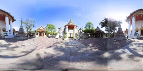 360VR - Wat Pho Buddhist Temple in Bangkok, Thailand Vídeo Stock 78615251