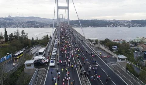 39th Euroasia Marathon in Istanbul, Turkey - 12 Nov 2017 Stock Photos