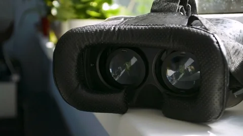 3D 360 VR virtual reality glasses goggles playing games, watching cinema movie 動画素材 93642984