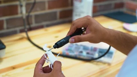 3d printed white insect sanding Vidéo 163255703