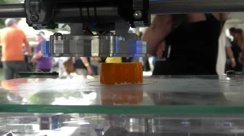 A 3D printer creates a prototype model made of plastic Видео 63521133