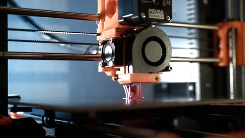 3D printer printing a zipper Video stock 90701495