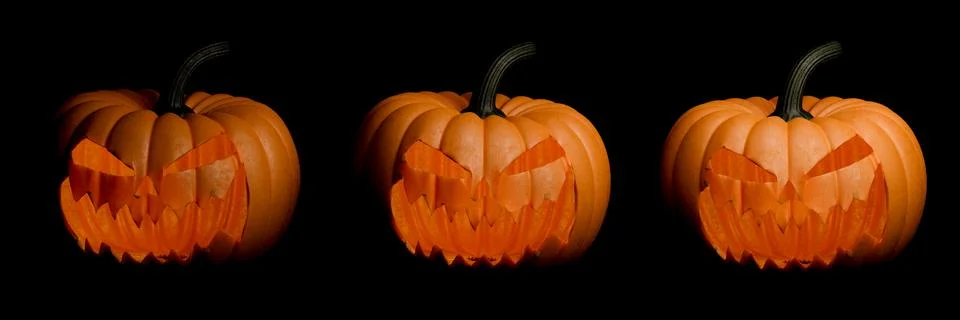 3D Render of 3 Halloween pumpkins on black background, panoramic shot high Illustrazione stock