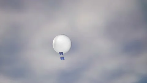 3d render animation of concept spy balloon military equipment with camera on 스톡 동영상 233390155