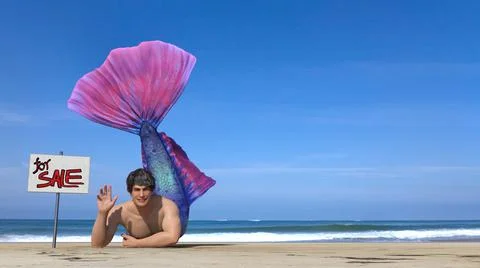 3D Render : A merman is leaning on the small sand beach in the sunny day Illustrazione stock